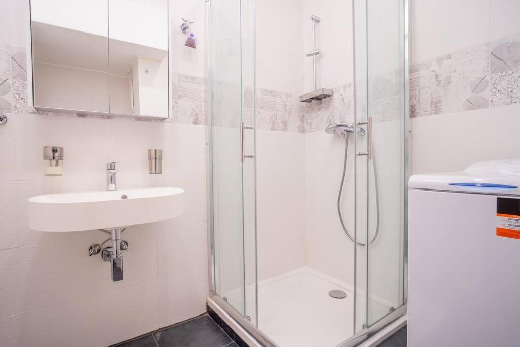 Sukromny Staromestsky Apartman V Uzasnej Lokalite/Cozy Old-Town Apartment In A Great Neighborhood 布拉迪斯拉发 外观 照片