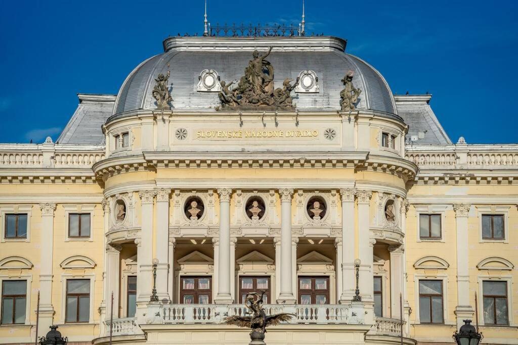 Sukromny Staromestsky Apartman V Uzasnej Lokalite/Cozy Old-Town Apartment In A Great Neighborhood 布拉迪斯拉发 外观 照片